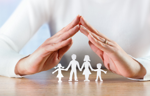 Image-of-someone-protecting-their-family-with-estate-planning2-1